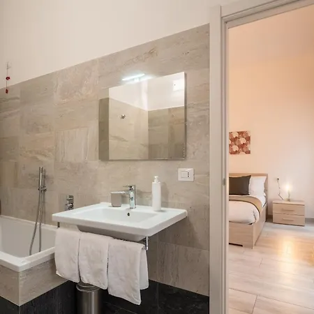 White Magnolia Apartament Como