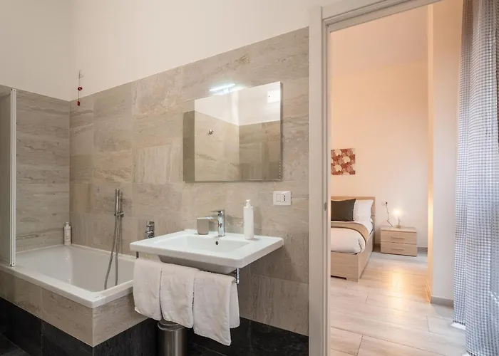 White Magnolia Apartament Como